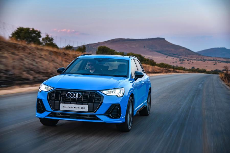  Audi Q3 35 TFSI S-Line 2019 года  (ZA) (фото 13 из 18)